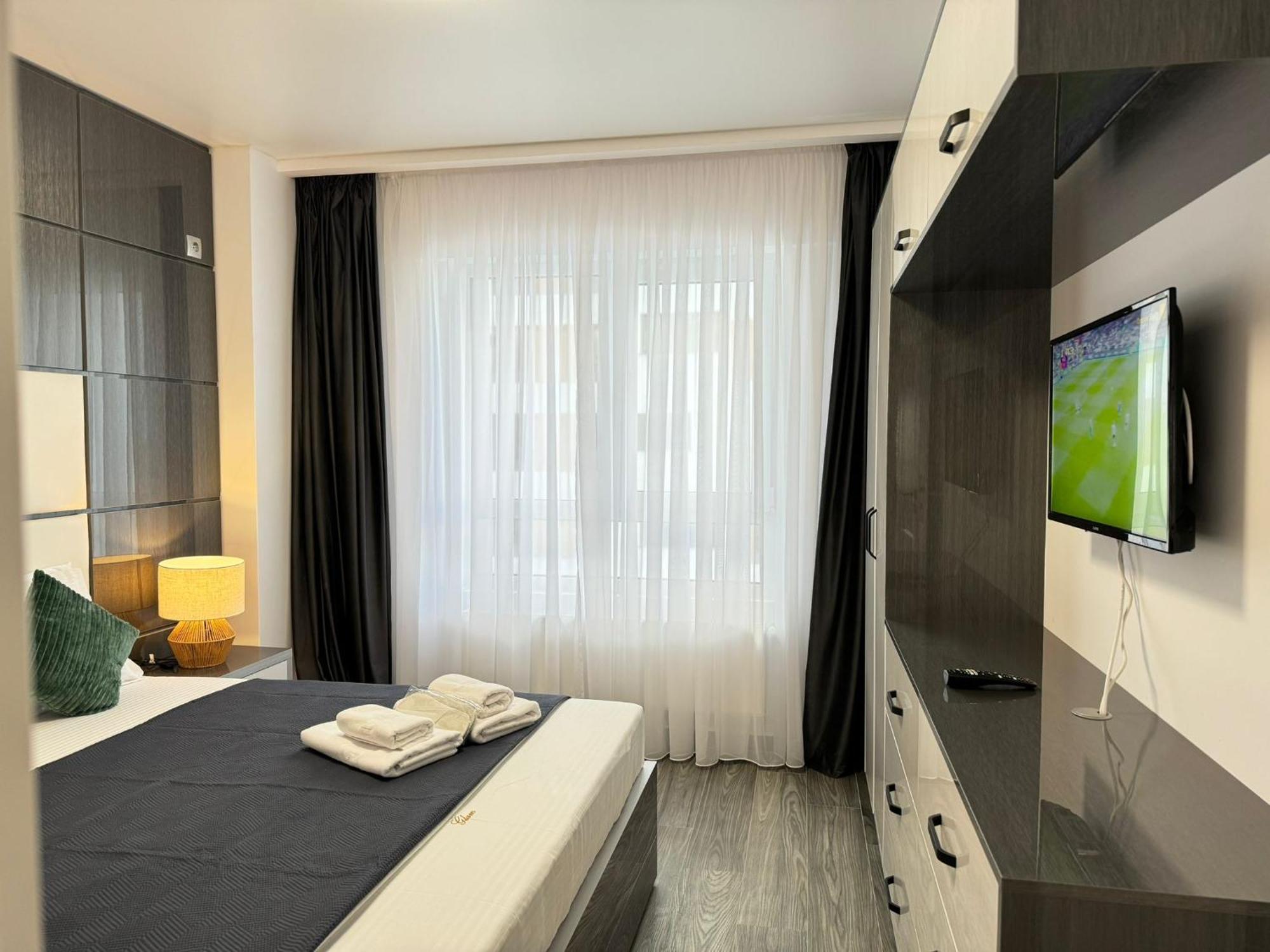 Luxury Glam Apartments Central Adress Bucuresti With Parking Eksteriør billede