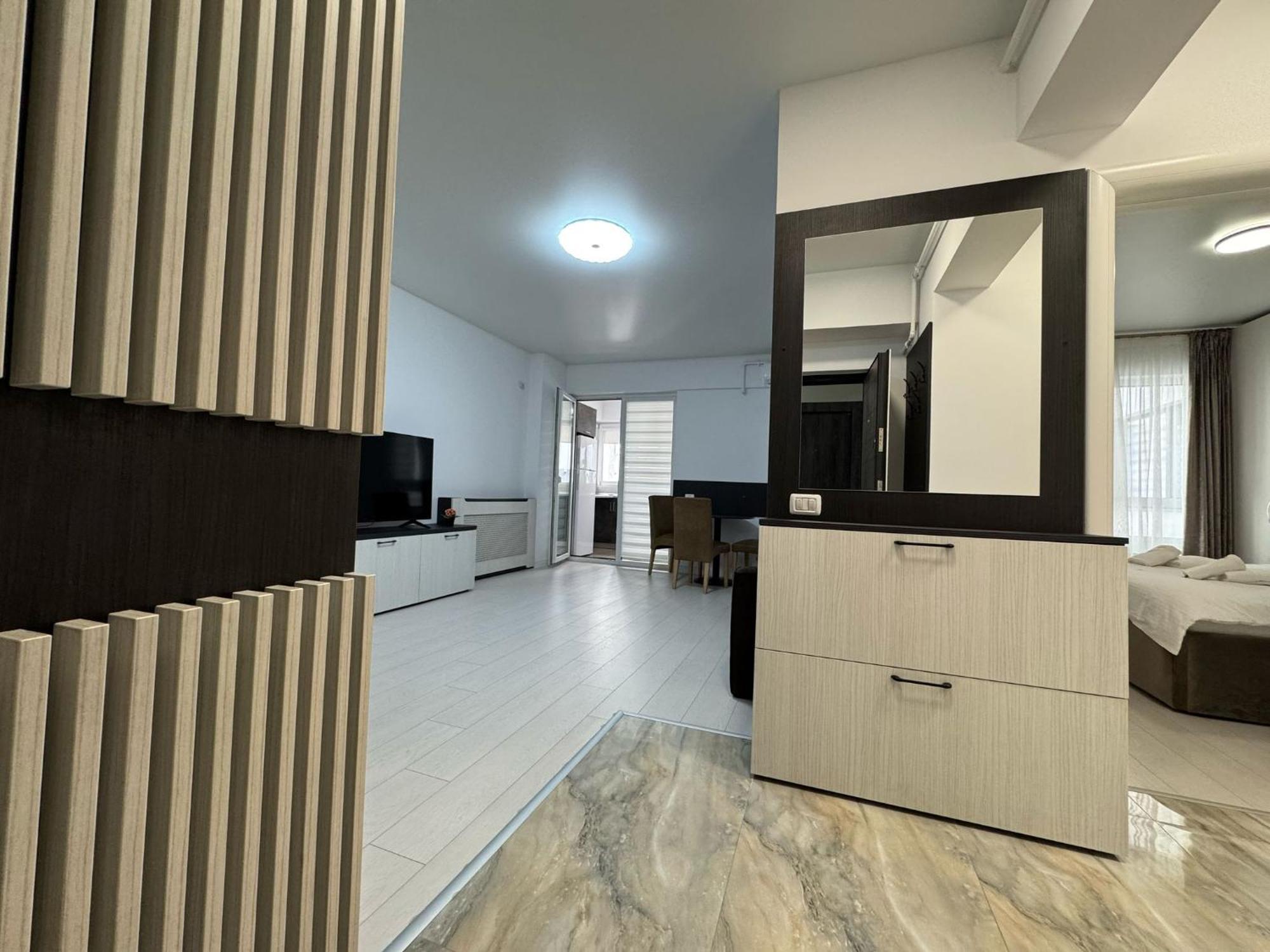 Luxury Glam Apartments Central Adress Bucuresti With Parking Eksteriør billede